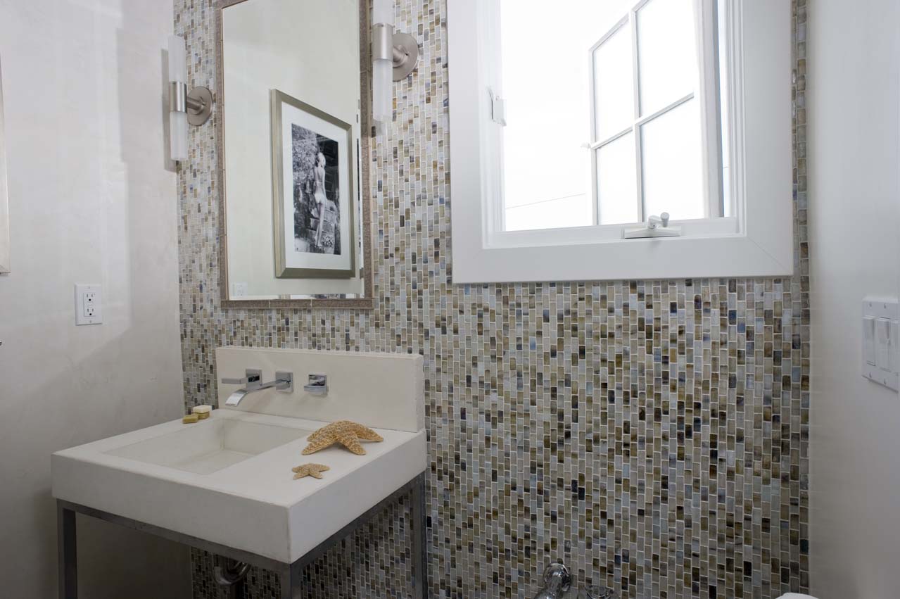 bathroom accent wall with decorative tile