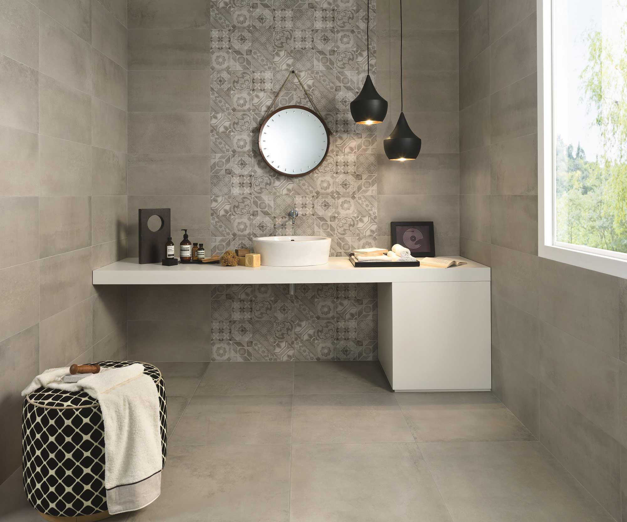 uptown silver decoro tile in bath