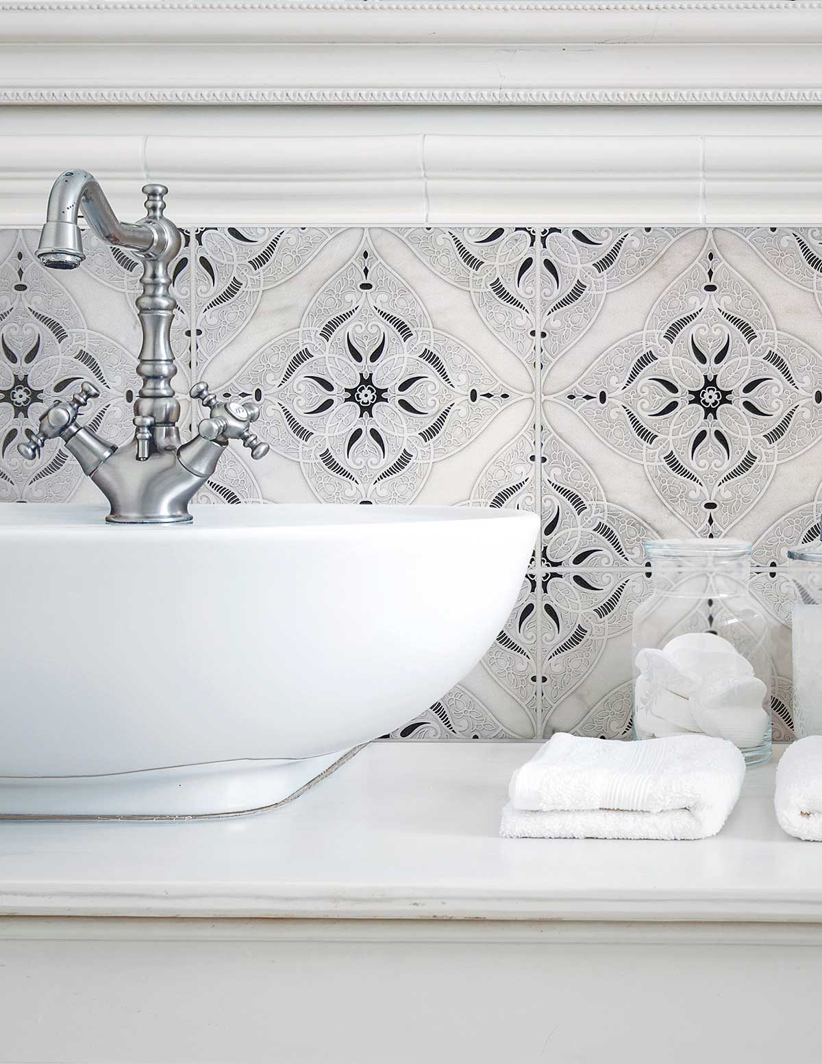 Decorative bathroom tile - Granada Coal AST Backsplash
